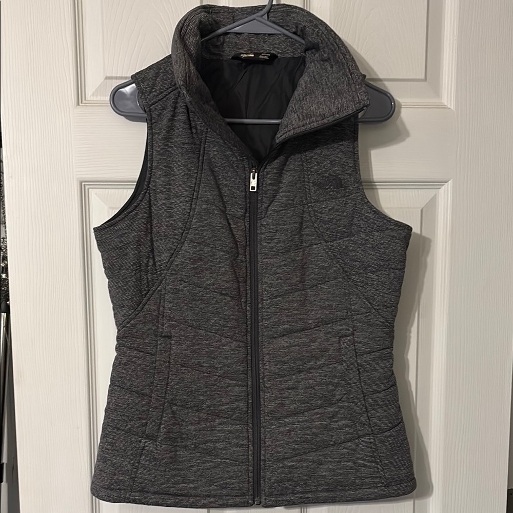 The North Face - Gray Quilted Vest - Medium